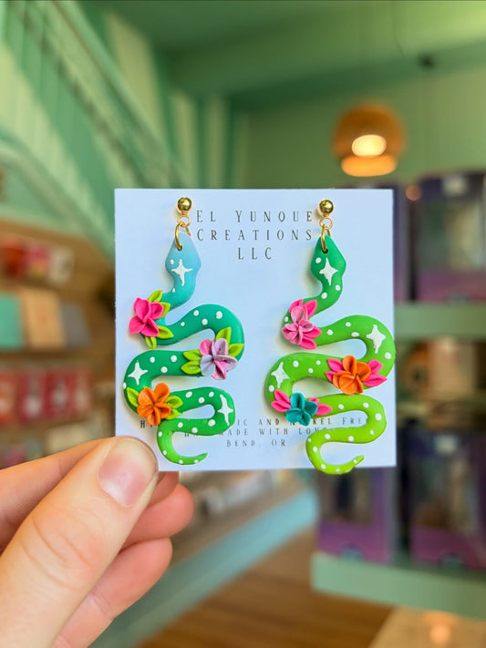 Multicolor green snakes